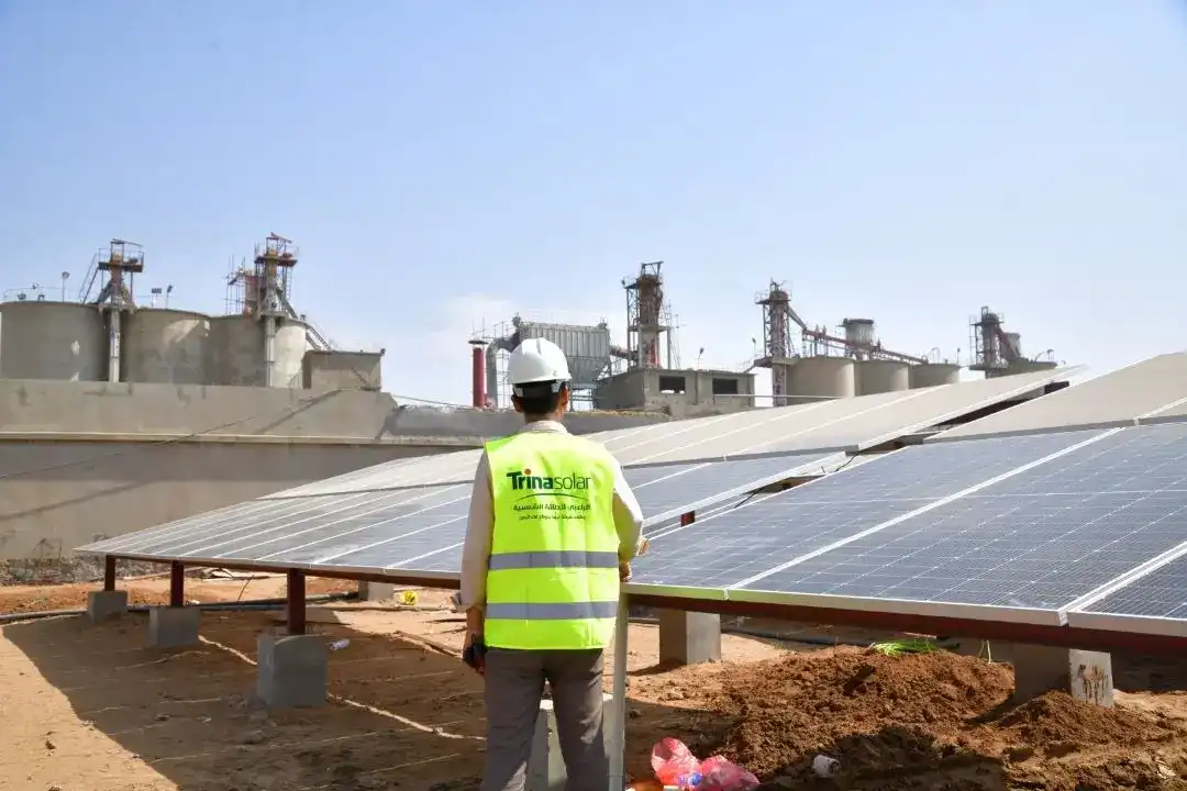 an image from Tehama Cement Factory solar system project implemented by alraebi company